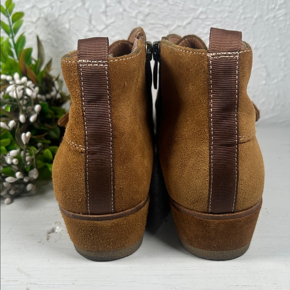 Franco Sarto “Brooke” Suede Wedge Heeled Bootie Side Zip Buckle Accent Size 7 - Picture 5 of 12